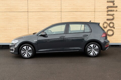 Volkswagen Golf E-GOLF 16