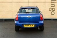 Mini Countryman COOPER D 8