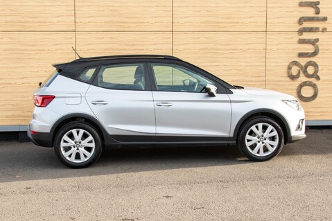 SEAT Arona TSI SE TECHNOLOGY 15