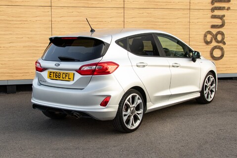 Ford Fiesta ST-LINE X 4