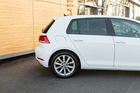 Volkswagen Golf GT TDI BLUEMOTION TECHNOLOGY 11