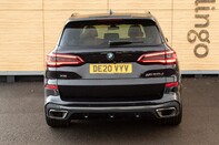 BMW X5 M50D 8