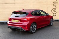 Ford Focus ST-LINE X 4