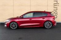 Ford Focus ST-LINE X 16