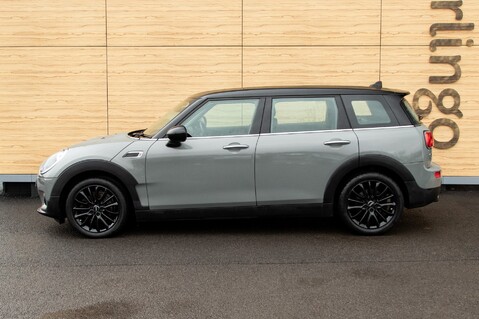 Mini Clubman COOPER BLACK 15