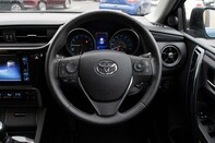 Toyota Auris VVT-I ICON 23