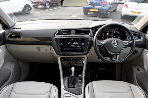 Volkswagen Tiguan SEL TDI BLUEMOTION TECHNOLOGY DSG 13