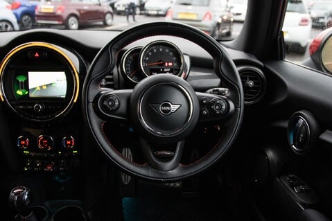 Mini Hatch COOPER SPORT 24