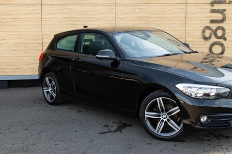 BMW 1 Series 118I SPORT 9