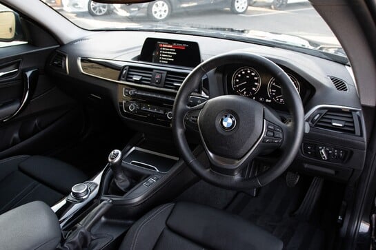 BMW 1 Series 118I SPORT