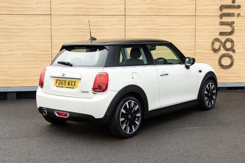 Mini Hatch COOPER EXCLUSIVE 4