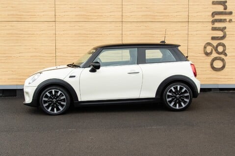 Mini Hatch COOPER EXCLUSIVE 16