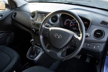 Hyundai i10 PREMIUM