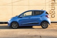 Hyundai i10 PREMIUM 16