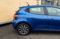 Renault Clio EVOLUTION E-TECH 11