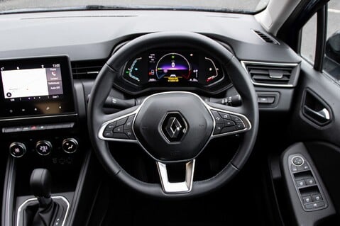 Renault Clio EVOLUTION E-TECH 23