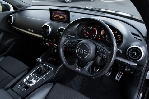 Audi A3 SPORTBACK TFSI BLACK EDITION 5