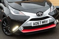 Toyota Aygo VVT-I X-PRESS X-SHIFT 14