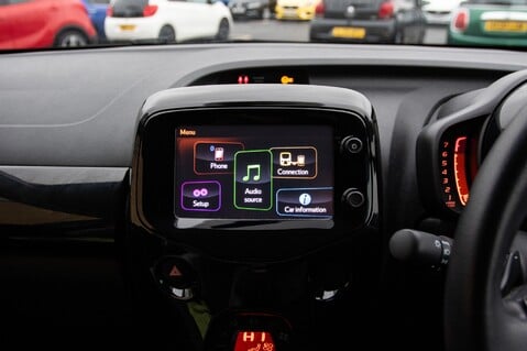 Toyota Aygo VVT-I X-PRESS X-SHIFT 25