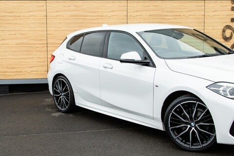 BMW 1 Series 118I M SPORT 9