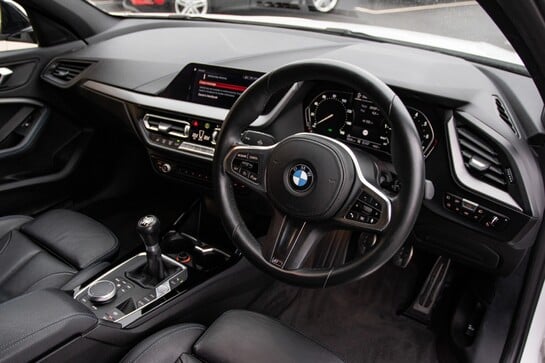 BMW 1 Series 118I M SPORT