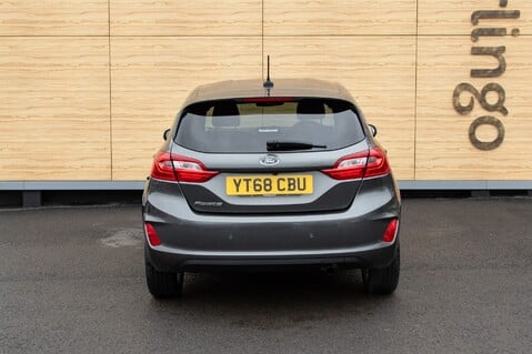 Ford Fiesta TITANIUM 8