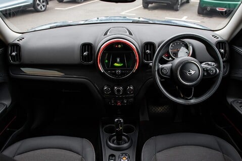 Mini Countryman COOPER CLASSIC 13