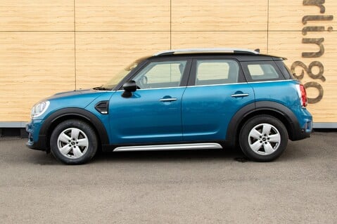 Mini Countryman COOPER CLASSIC 16