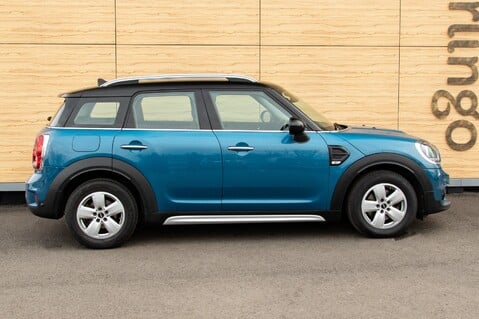 Mini Countryman COOPER CLASSIC 15