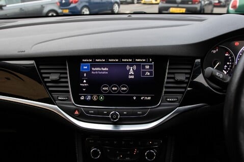 Vauxhall Astra ELITE NAV 25