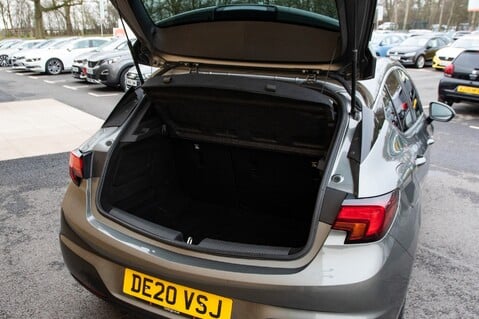 Vauxhall Astra ELITE NAV 34