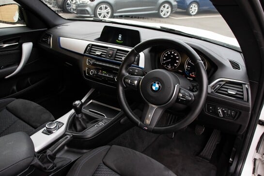 BMW 2 Series 218D M SPORT