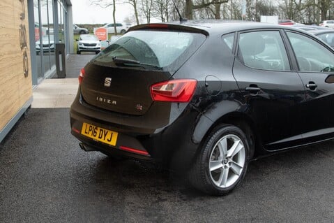 SEAT Ibiza ECOTSI FR TECHNOLOGY DSG 10