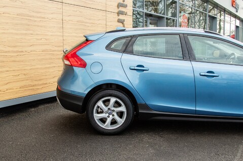 Volvo V40 D2 CROSS COUNTRY SE 11