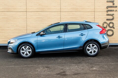 Volvo V40 D2 CROSS COUNTRY SE 16