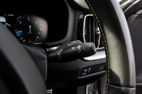 Volvo V60 D4 R-DESIGN PLUS 20
