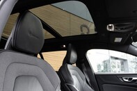 Volvo V60 D4 R-DESIGN PLUS 33