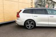 Volvo V60 D4 R-DESIGN PLUS 11