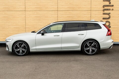 Volvo V60 D4 R-DESIGN PLUS 16