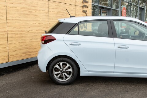 Hyundai i20 T-GDI SE 11