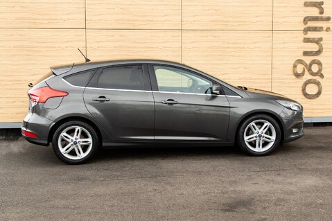 Ford Focus ZETEC EDITION 15