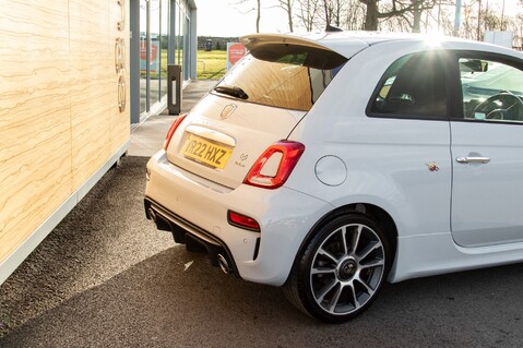 Abarth 500 595 TURISMO 10