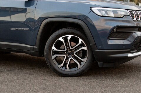 Jeep Compass LIMITED 2