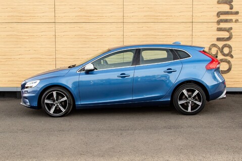 Volvo V40 D2 R-DESIGN NAV PLUS 16