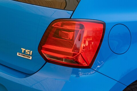 Volkswagen Polo SE TSI 6