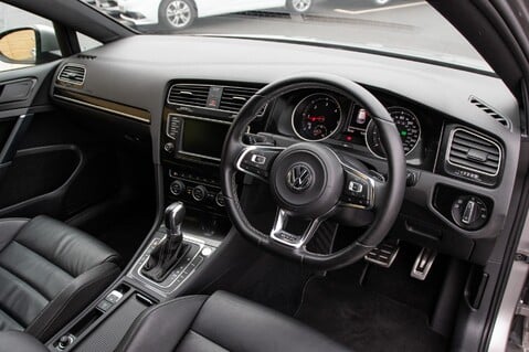 Volkswagen Golf GTD DSG 5