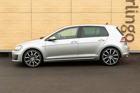 Volkswagen Golf GTD DSG 16