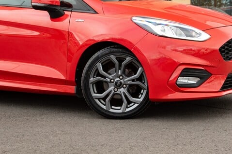 Ford Fiesta ST-LINE X 2