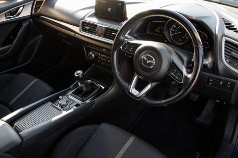Mazda 3 SE-L NAV 5