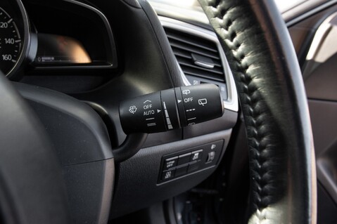 Mazda 3 SE-L NAV 18